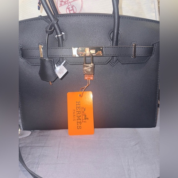 Elegant Black Handbag with Scarf Accent - Picture 4 of 15